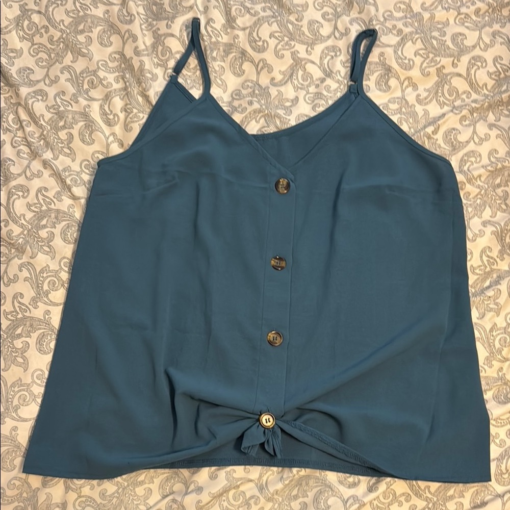 Blue Sleeveless Buttoned Camisole